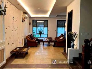 Bán biệt thự đẹp  ngõ 19 liễu giai  khu phân lô quan chức  ở sướng  125m2  mt 8m  44.5 tỷ