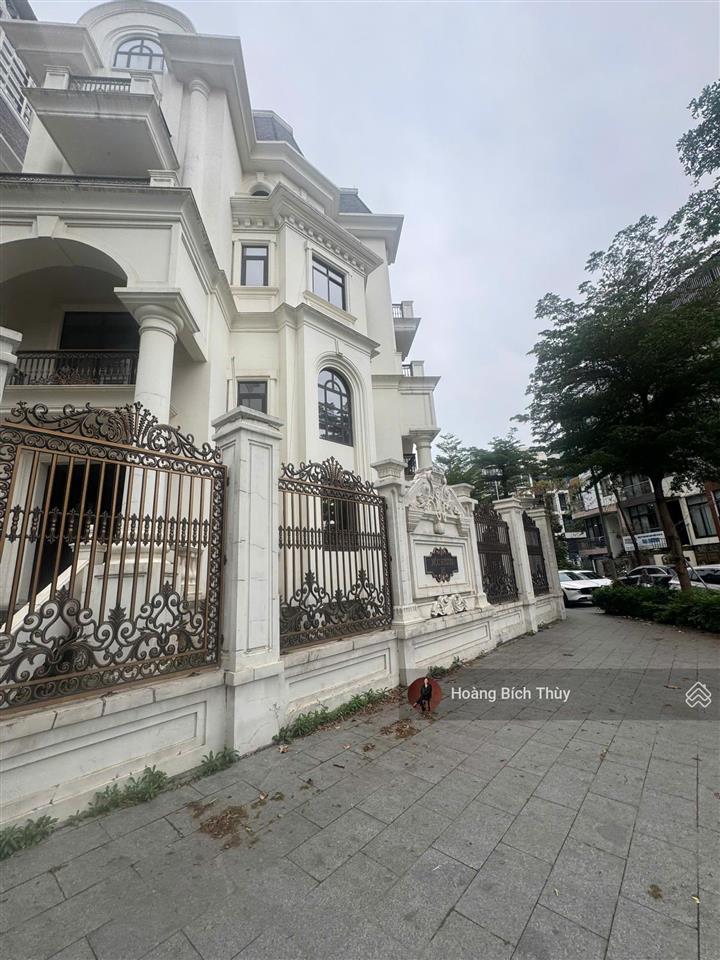 Bán rẻ biệt thự cao cấp the zei  hd mon  8 lê đức thọ  268m2  106.5 tỷ  có thang máy