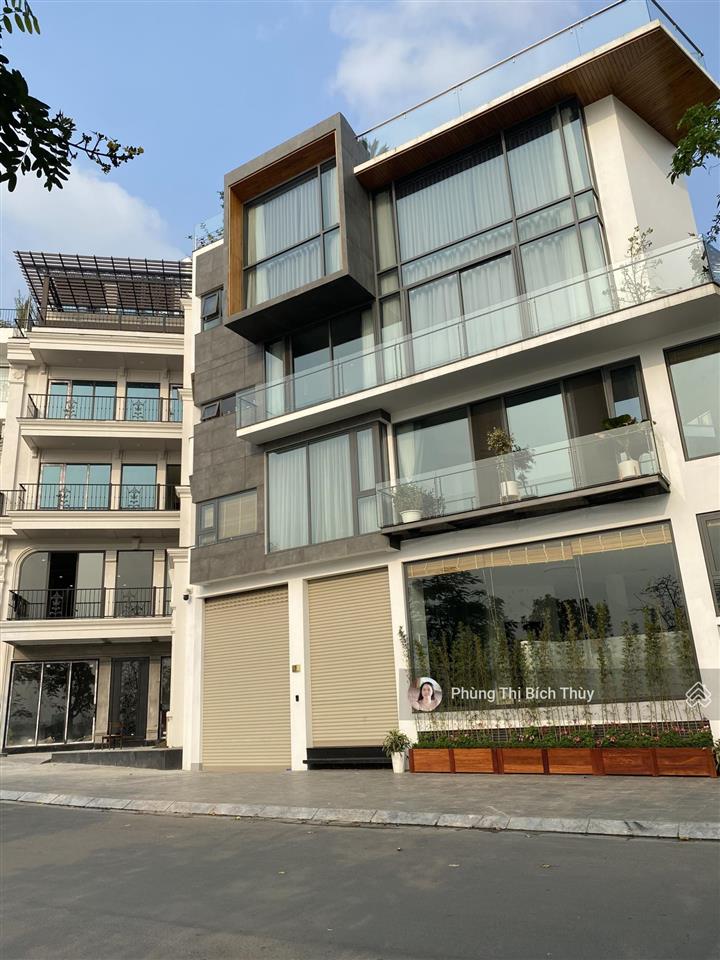 Chính chủ cần bán ngay nhà 5 tầng  mặt phố từ hoa, mặt hồ tây, giá yêu thương, 375m2 mặt tiền 12m