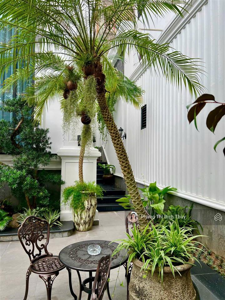 Chính chủ bán nhà phân lô nhà đẹp  ở luôn phố hàng chuối  ngô thì nhậm dt 75m2 x 5 tầng  22 tỷ