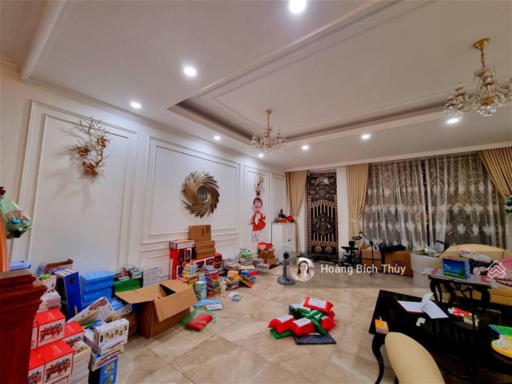 Chính chủ bán shophoues nguyễn tuân 5 tầng 1 hầm  mt 7.5m  102m2  54 tỷ  hđ thuê 70 tr/th