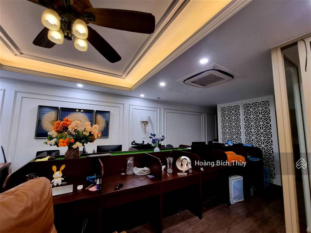 Chính chủ bán shophoues nguyễn tuân 5 tầng 1 hầm  mt 7.5m  102m2  54 tỷ  hđ thuê 70 tr/th