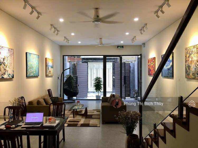 (chính chủ) cần bán toà 8 tầng 100m2 18 phòng hđ thuê 130 tr/th 32 tỷ ngõ ô tô khuất duy tiến