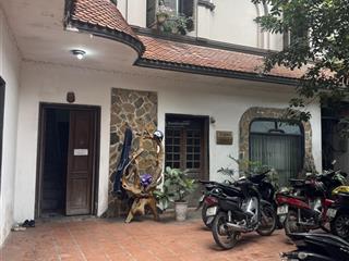 Bán nhà đất thổ cư, chia lô, xây tòa căn hộ, mặt phố phú diễn, bắc từ liêm 630m2  mt 28m  95 tỷ