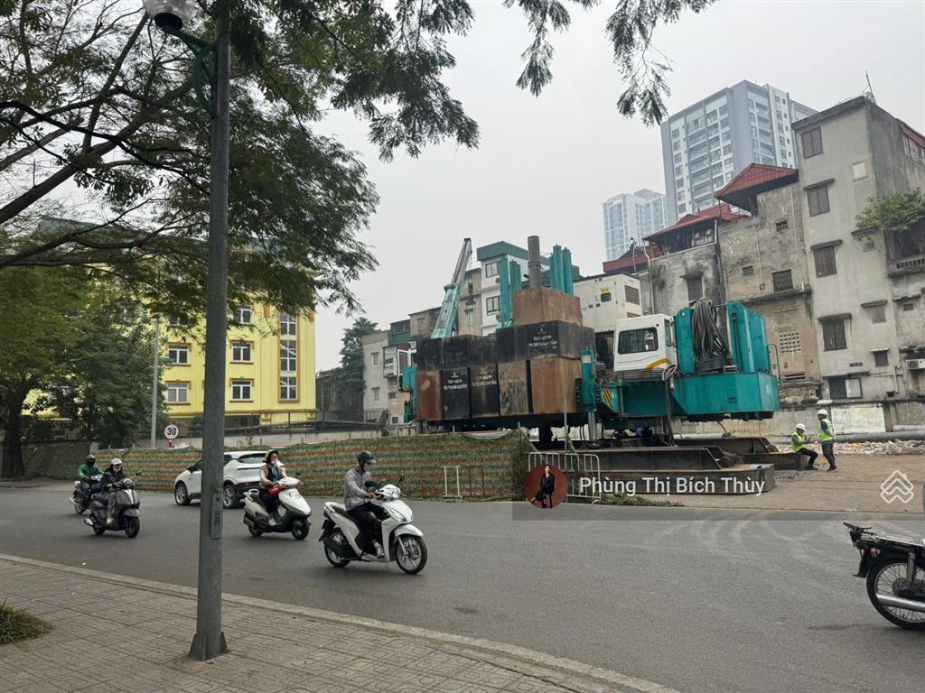 Cđt bán dự án xây văn phòng  trường học  mặt phố giáp bát  1220m2  tương lai x2,3 tài sản