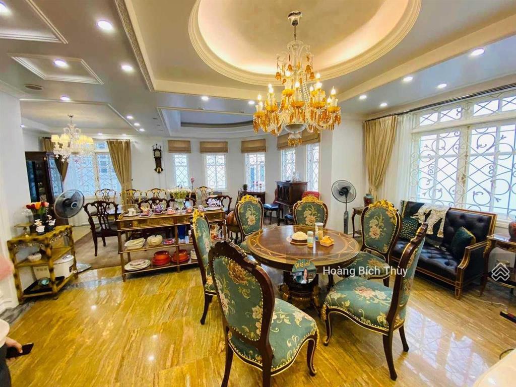 Bán biệt thự đẳng cấp lô góc khu lão thành cách mạng trần kim xuyến 236m2 mt rộng 20m 125 tỷ
