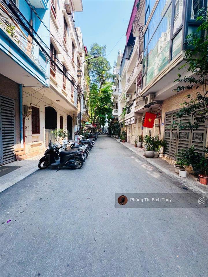 (chính chủ) cần bán kín nhà 3 tầnglô góc phân lô phố đỗ quang nguyễn thị định 62m2 mt6m28 tỷ
