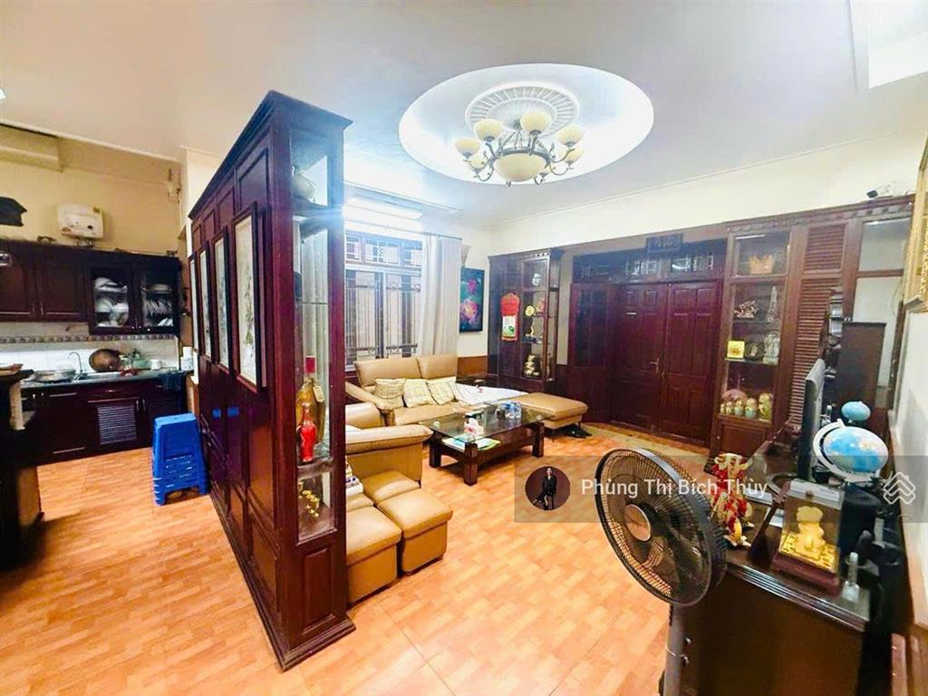 (chính chủ) cần bán kín nhà 3 tầnglô góc phân lô phố đỗ quang nguyễn thị định 62m2 mt6m28 tỷ