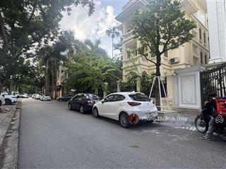 Bán đất xây toà apartment cao cấp ngõ ô tô tránh liễu giai  gần lotte  295m2  mt 10m 69,5 tỷ