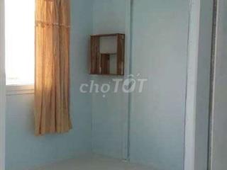 Cho thuê phòng trọ giá rẻ, có máy lạnh, gần KCNC