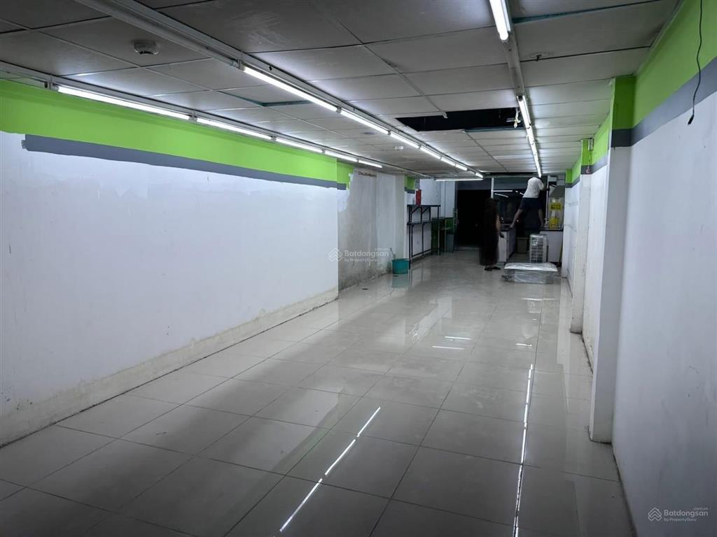 Mặt tiền bến xe miền đông giá 30 triệu (thương lượng)