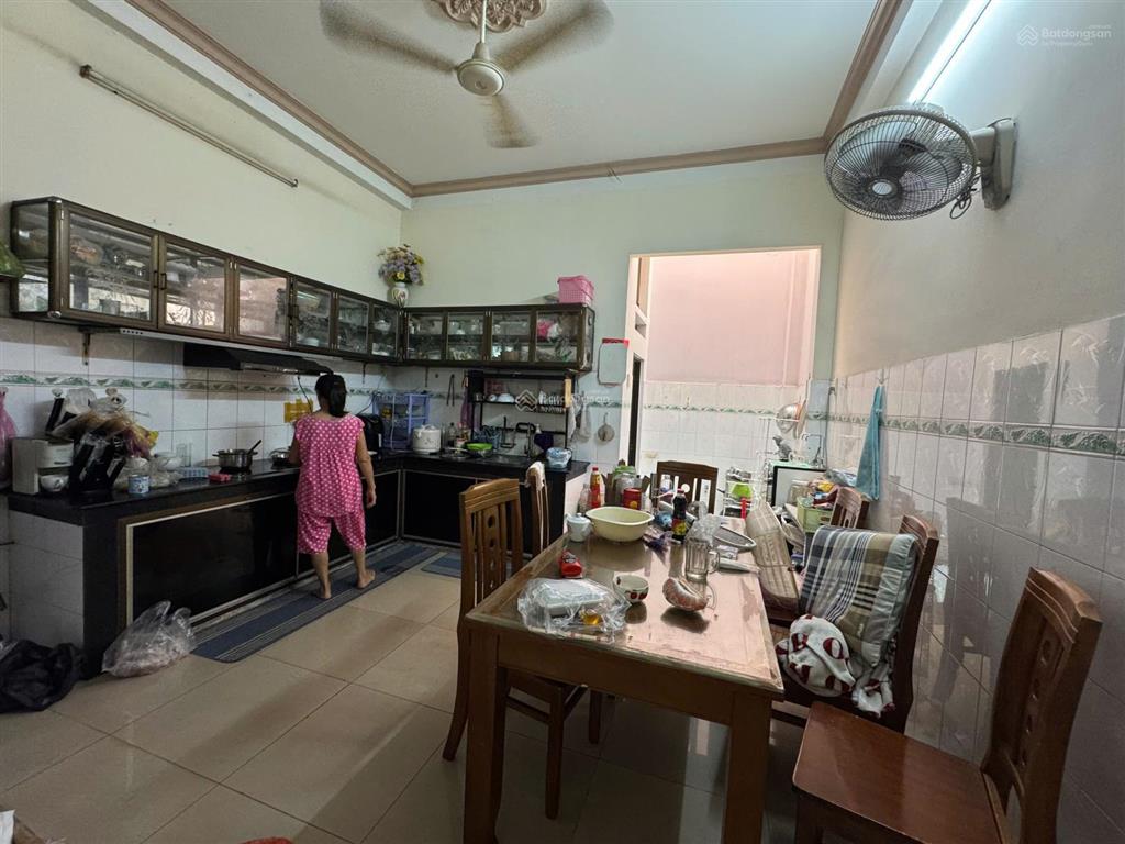 Cho thuê nhà riêng tại âu cơ, tân sơn nhì, quận tân phú, 16 triệu, 200m²
