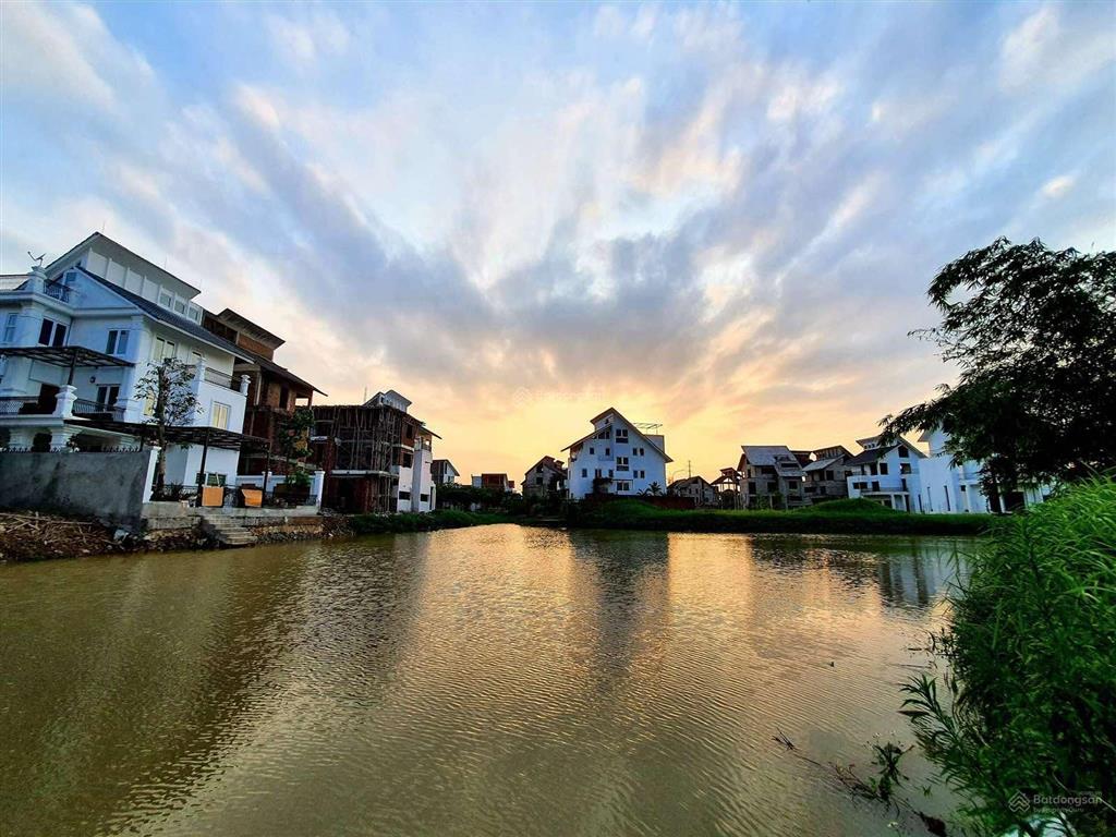 Chính chủ bán căn góc biệt thự new house city, quốc oai. sổ hồng