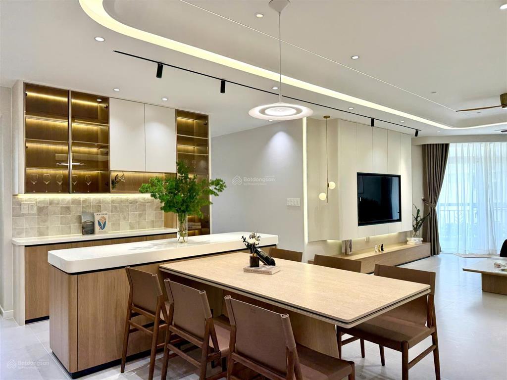 Bán căn hộ greenview, đường nguyễn lương bằng, phú mỹ hưng, p. tân mỹ, tp. hcm.
