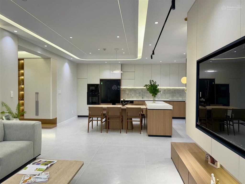 Bán căn hộ greenview, đường nguyễn lương bằng, phú mỹ hưng, p. tân mỹ, tp. hcm.