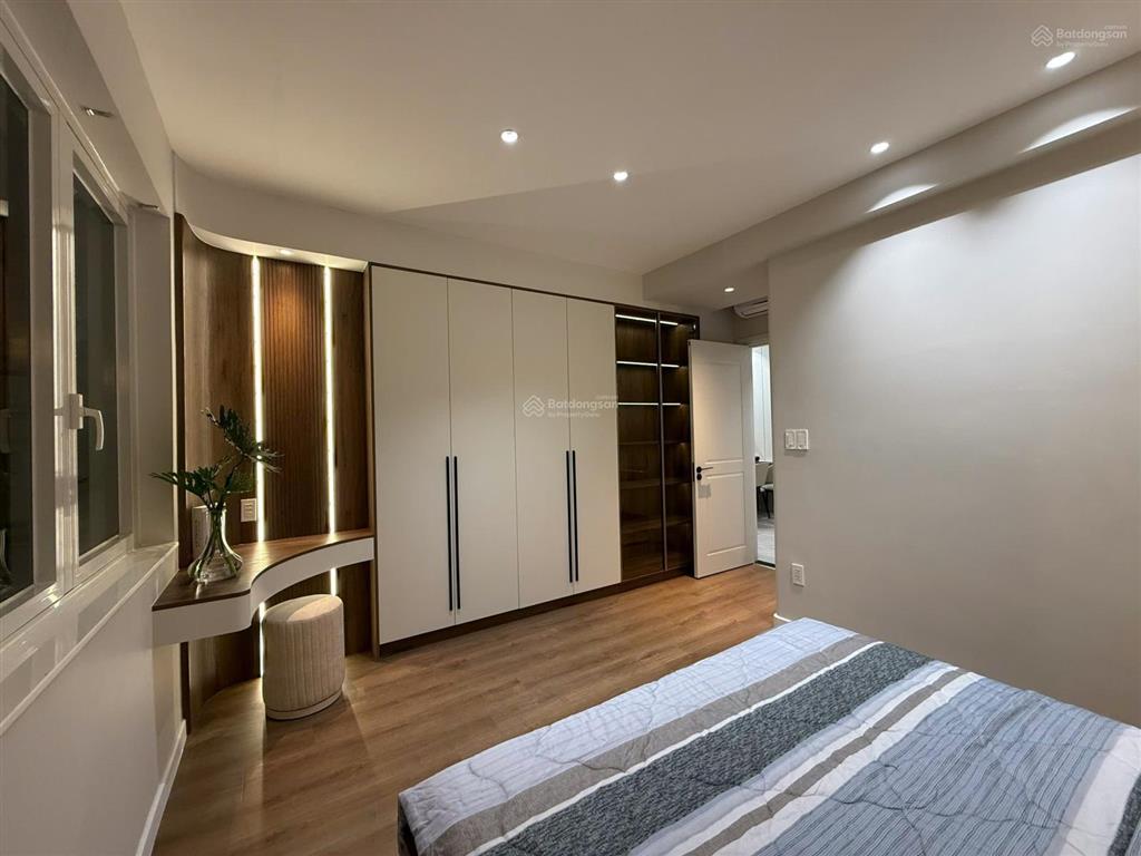 Cho thuê căn hộ mỹ khánh 2b, nguyễn đức cảnh, phú mỹ hưng, 0943 783 ***
