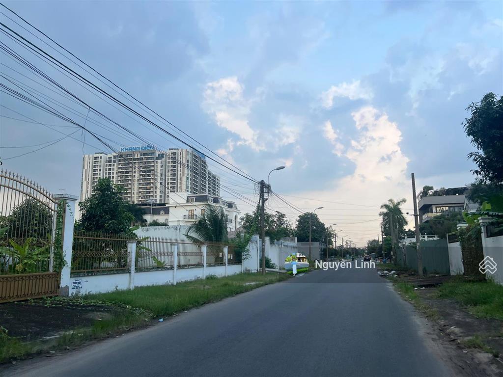 Bán nền đất sổ đỏ kdc đại học bách khoa q9 ngang 7mx26m giá đầu tư