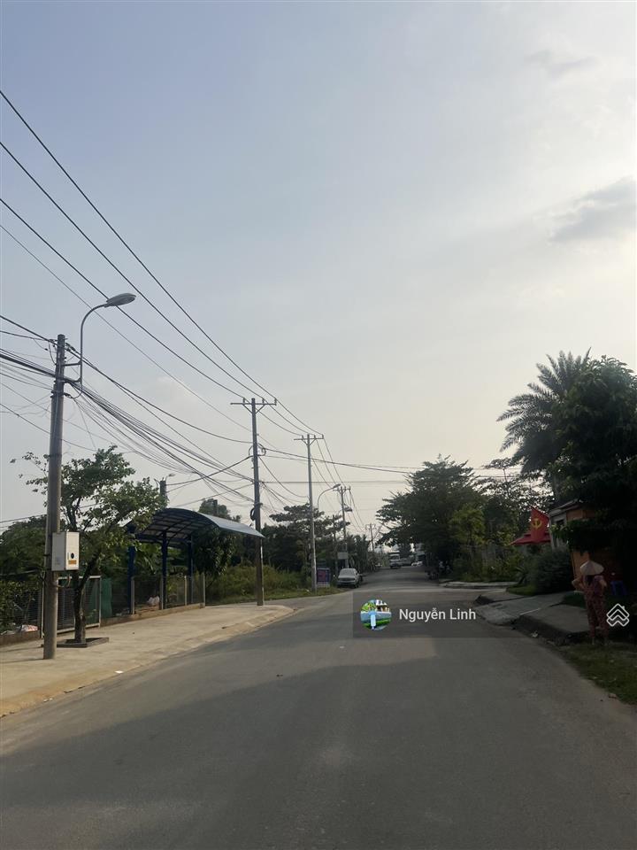 Chính chủ gửi bán lô đất trục chính kdc đại học bách khoa quận 9 cũ tp hcm