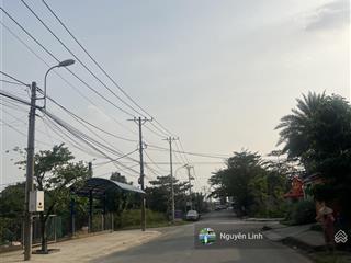 Chính chủ gửi bán lô đất trục chính kdc đại học bách khoa quận 9 cũ tp hcm