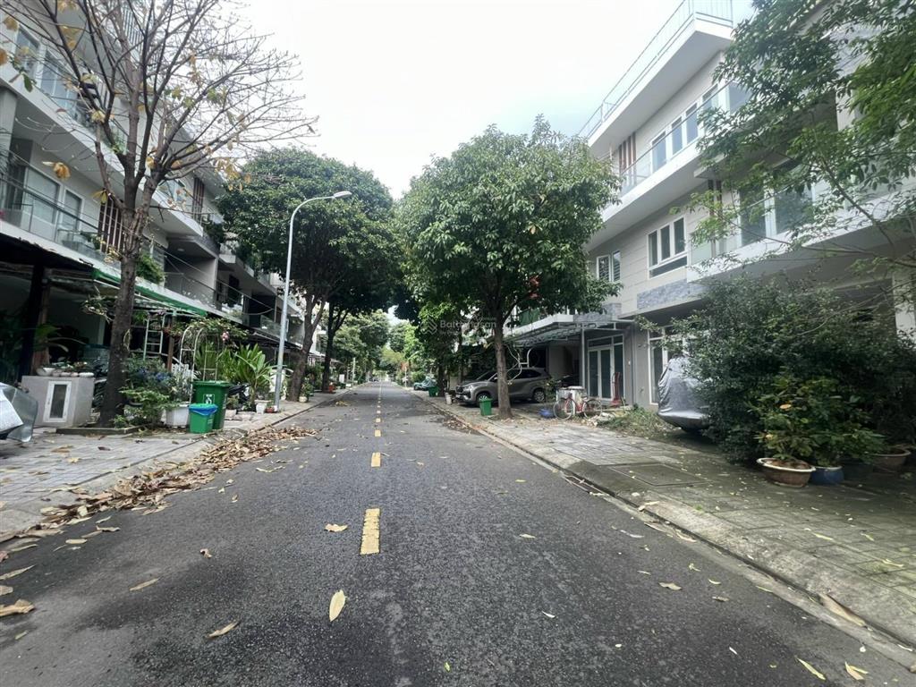 Bán nhà phố ngang 7x22 khu compound riovista, phường phước long quận 9, hcm