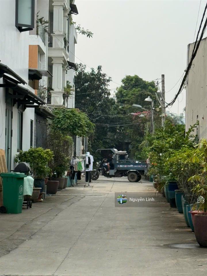 Bán lô đất sổ riêng cá nhân kiền kề kdc đông thủ thiêm, p. bình trưng đông, quận 2