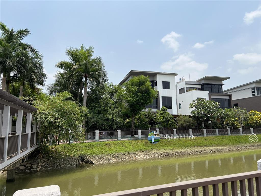 Bán biệt thự vườn khu compound riviera cove quận 9  ms linh