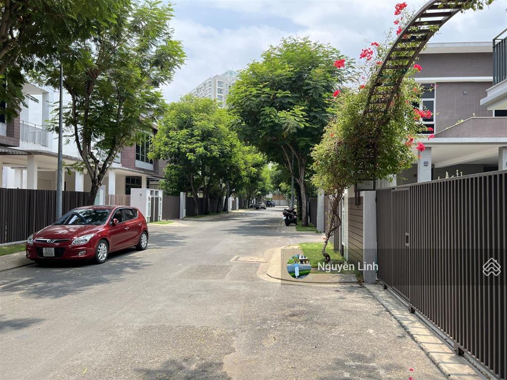 Bán biệt thự vườn khu compound riviera cove quận 9  ms linh