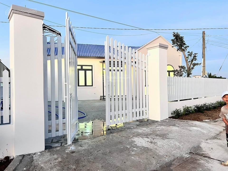 Nhà mới mặt tiền tận 15m  tại tân phú / gần đức trọng  giá yêu thương