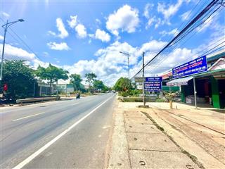 Mặt tiền quốc lộ 20  hai mặt tiền trước sau  phù hợp làm showroom