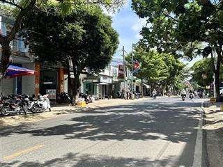 Đất mặt tiền thống nhất / đức trọng  phù hợp kinh doanh có đường phụ bên và sau