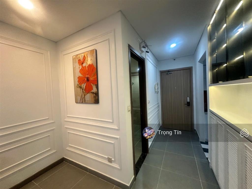 Chủ nhà đang kẹt tiền! cần bán gấp căn hộ hà đô centrosa 2 pn giá 9,5 tỷ dt 87m2
