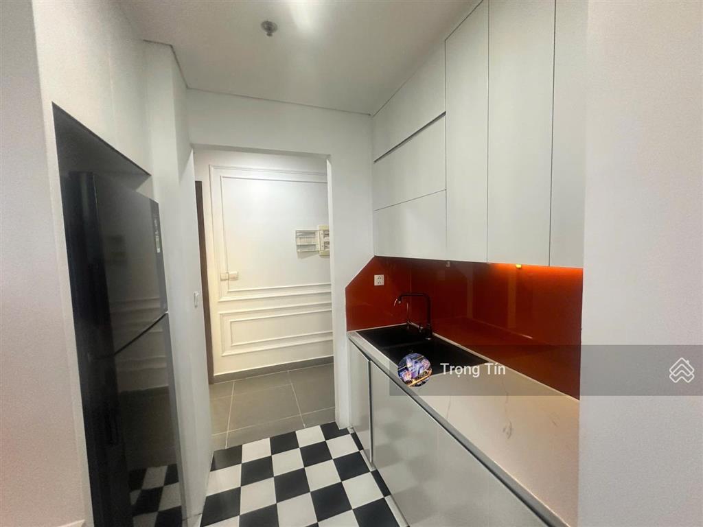 Chủ nhà đang kẹt tiền! cần bán gấp căn hộ hà đô centrosa 2 pn giá 9,5 tỷ dt 87m2