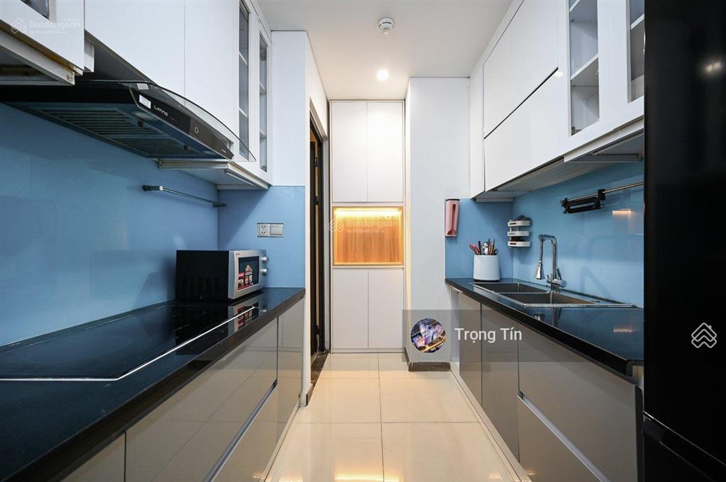 Chủ nhà đang kẹt tiền! cần bán gấp căn hộ hà đô centrosa 2 pn 9,8 tỷ