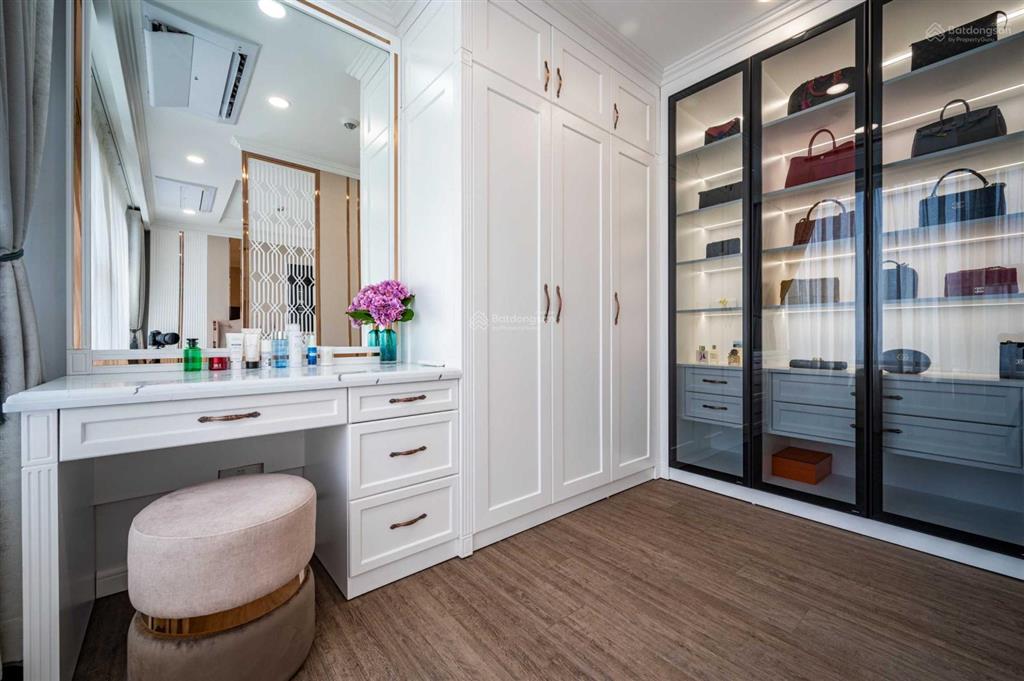 Pkd bán chuyển nhượng kingdom 101, quận 10 dt 72m2 giá 7.5 tỷ 2pn