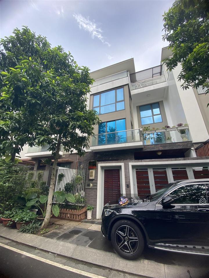 Bán gấp nhà phố liền kề 8x15m 1trệt 3lầu hà đô centrosa garden 118200 đường 3/2 p12 q10 85tỷ