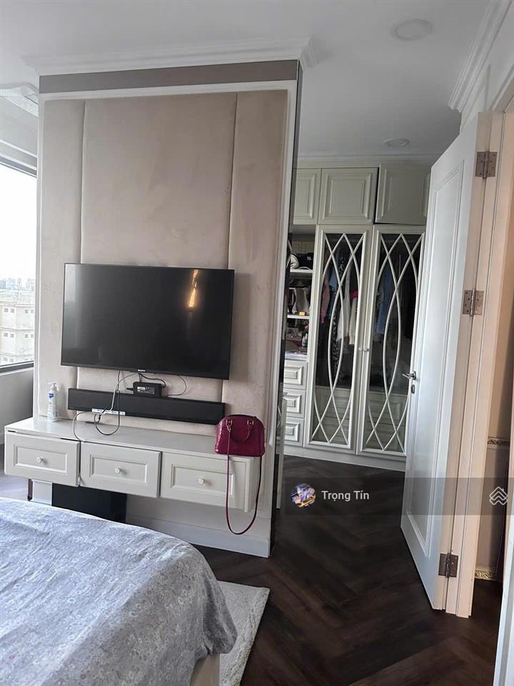 Pkd chuyên bán  cho thuê kingdom 101 từ 2pn 79m2 giá rẻ, nhiều căn 3pn giá 8 tỷ 0938 414 *** mr tín