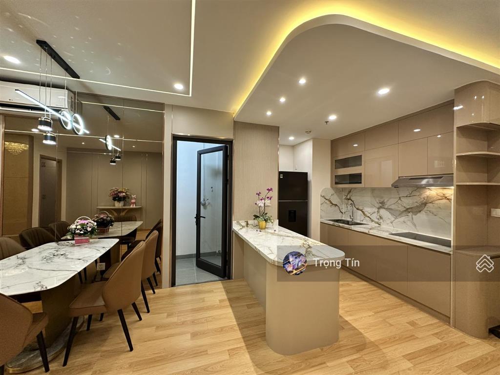 Chủ nhà đang kẹt tiền! cần bán gấp căn hộ hà đô centrosa 1pn+ 60m2 giá 7,7tỷ còn tl