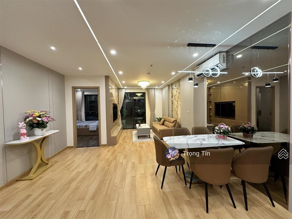 Chủ nhà đang kẹt tiền! cần bán gấp căn hộ hà đô centrosa 1pn+ 60m2 giá 7,7tỷ còn tl