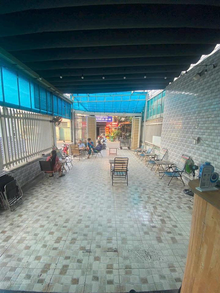 Nhà mặt tiền kinh doanh tốt. đường 11 trường thọ. gần metro. thích hợp kinh doanh cty văn phòng