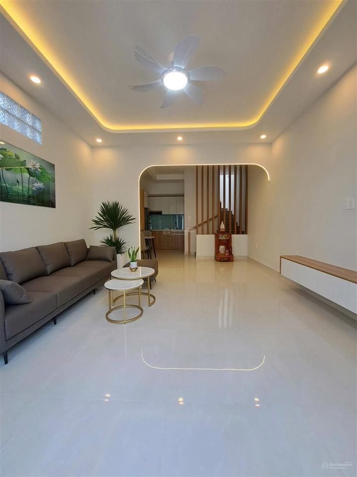 Nhà lầu hẻm ô tô linh chiểu. gần vincom. chợ bắc ninh. gần ngã tư thủ đức. đh sư phạm kĩ thuật