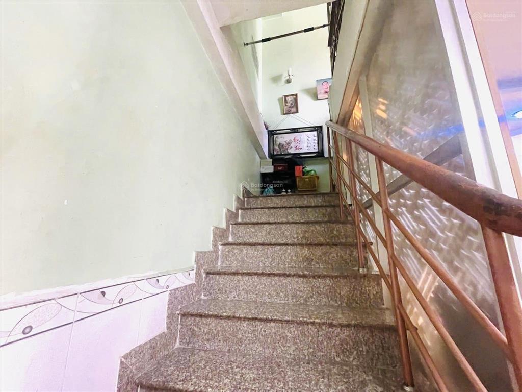 Nhà lầu. hẻm ô tô. cây keo tam phú. gần chung cư sunview. bệnh viện thủ đức. chợ tam hà. giá tốt
