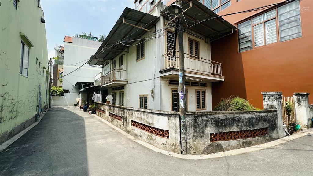 Nhà lầu hẻm xe tải thông. vị trí thoáng đẹp. đường tô ngọc vân. linh đông. thích hợp văn phòng. cty