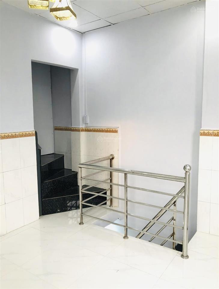 Nhà 3 tầng. hẻm ba gác. kha vạn cân. linh tây. gần đại học cảnh sát. học viện tư pháp. sổ hồng riên