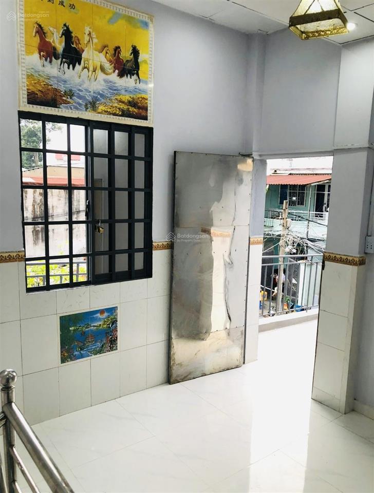 Nhà 3 tầng. hẻm ba gác. kha vạn cân. linh tây. gần đại học cảnh sát. học viện tư pháp. sổ hồng riên