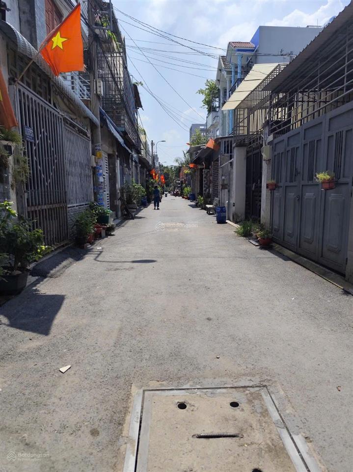 Đất hẻm ô tô. khu dân cư đẹp. gần chợ đầu mối. uỷ ban phường bình chiểu. tỉnh lộ 43. giá tốt