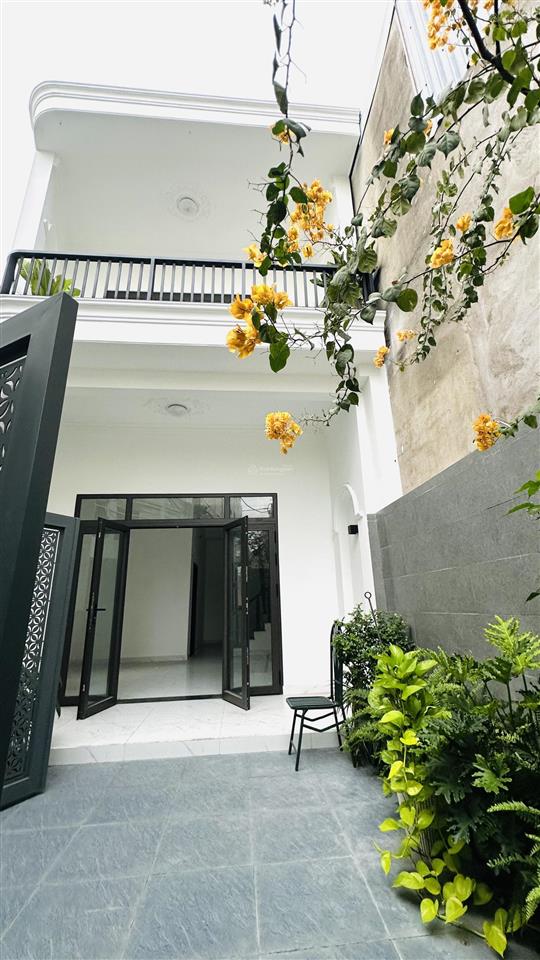 Nhà lầu hẻm ô tô kha vạn cân linh đông. gần phạm văn đồng. chợ thủ đức. sổ hồng riêng sạch. giá tốt