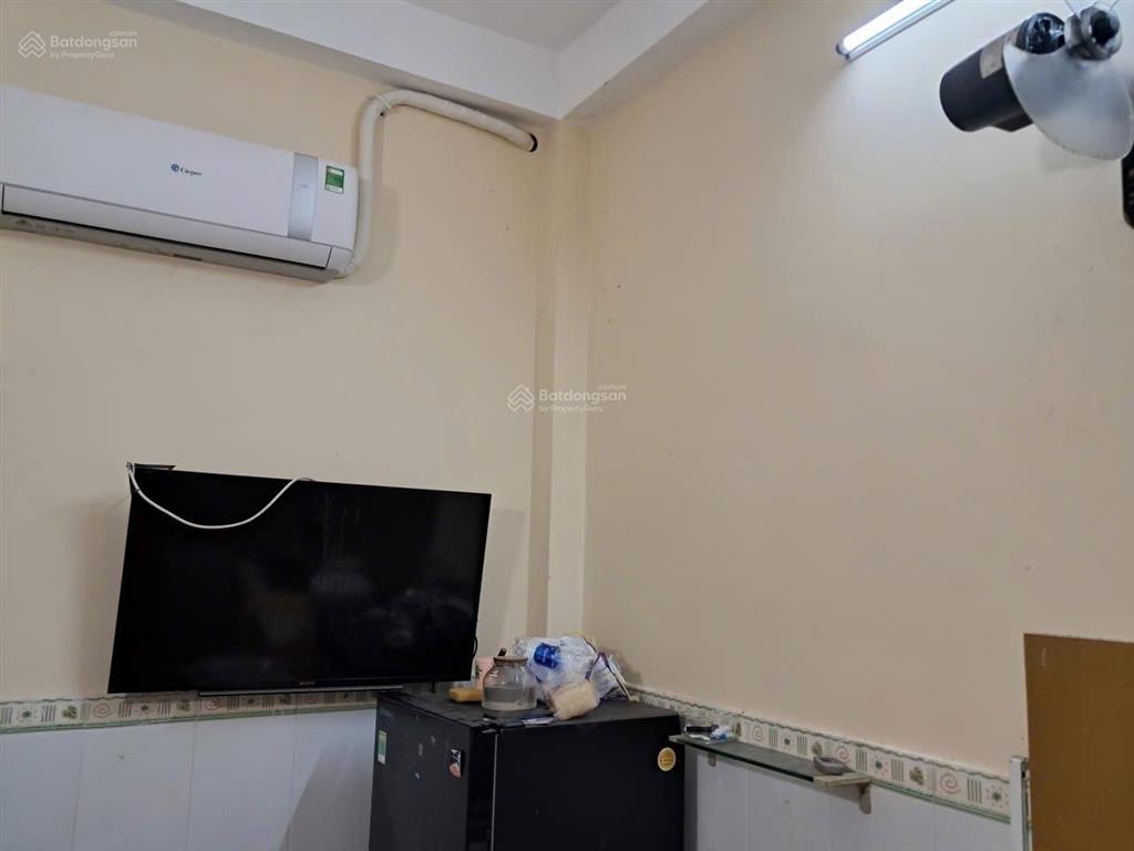 Nhà 3 tầng. mặt tiền đường số. ngay gần chợ tam hà. tô ngọc vân. thích hợp ở. văn phòng cty