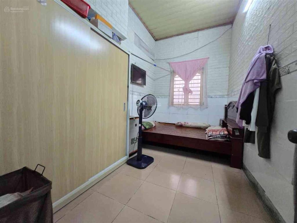 Nhà lầu hẻm ô tô. kha vạn cân. linh tây. ngay đại học cảnh sát. học viện tư pháp. phạm văn đồng