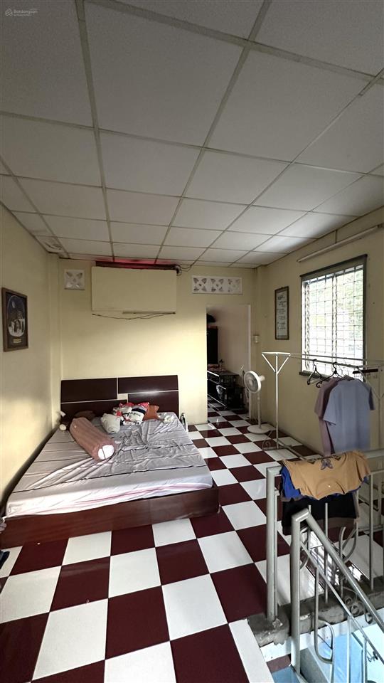 Nhà lầu hẻm ô tô. kha vạn cân. linh tây. ngay đại học cảnh sát. học viện tư pháp. phạm văn đồng