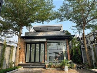 Chính chủ cần bán mặt tiền nguyễn xiển, q9 cách vinhome 800m.
8,3x30 giá 29 ty